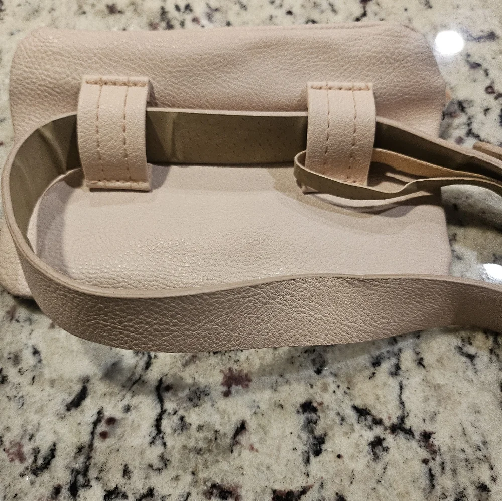 Steve Madden Beige Crossbody Bag - Picture 2 of 4